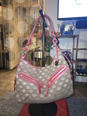 Vintage 🦆 DOONEY & BOURKE Medium Elisa Bag In Maroon And Monogram